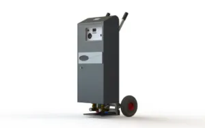 Wassergeführtes Elektroheizgerät auf einer Sackkarre mit Bedienfeld und Anschlüssen für Vor- und Rücklauf