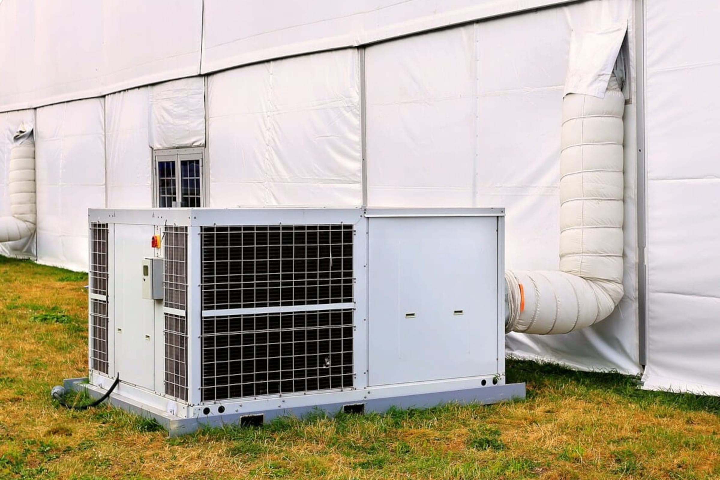 Mobile Kälteanlage zum Mieten für Zelt- und Eventkühlung