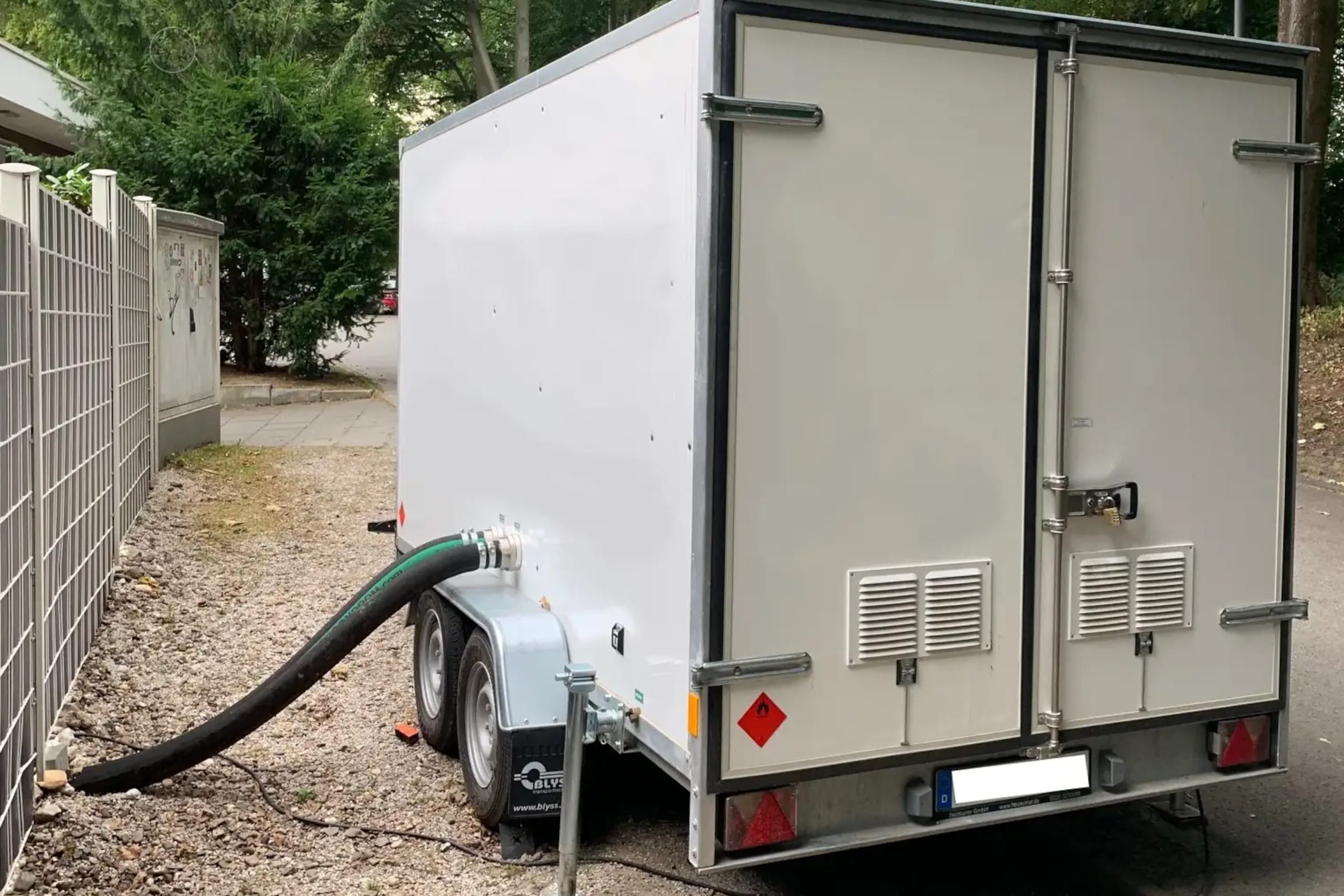 mobile Heizzentrale mieten und an das Haus anschließen