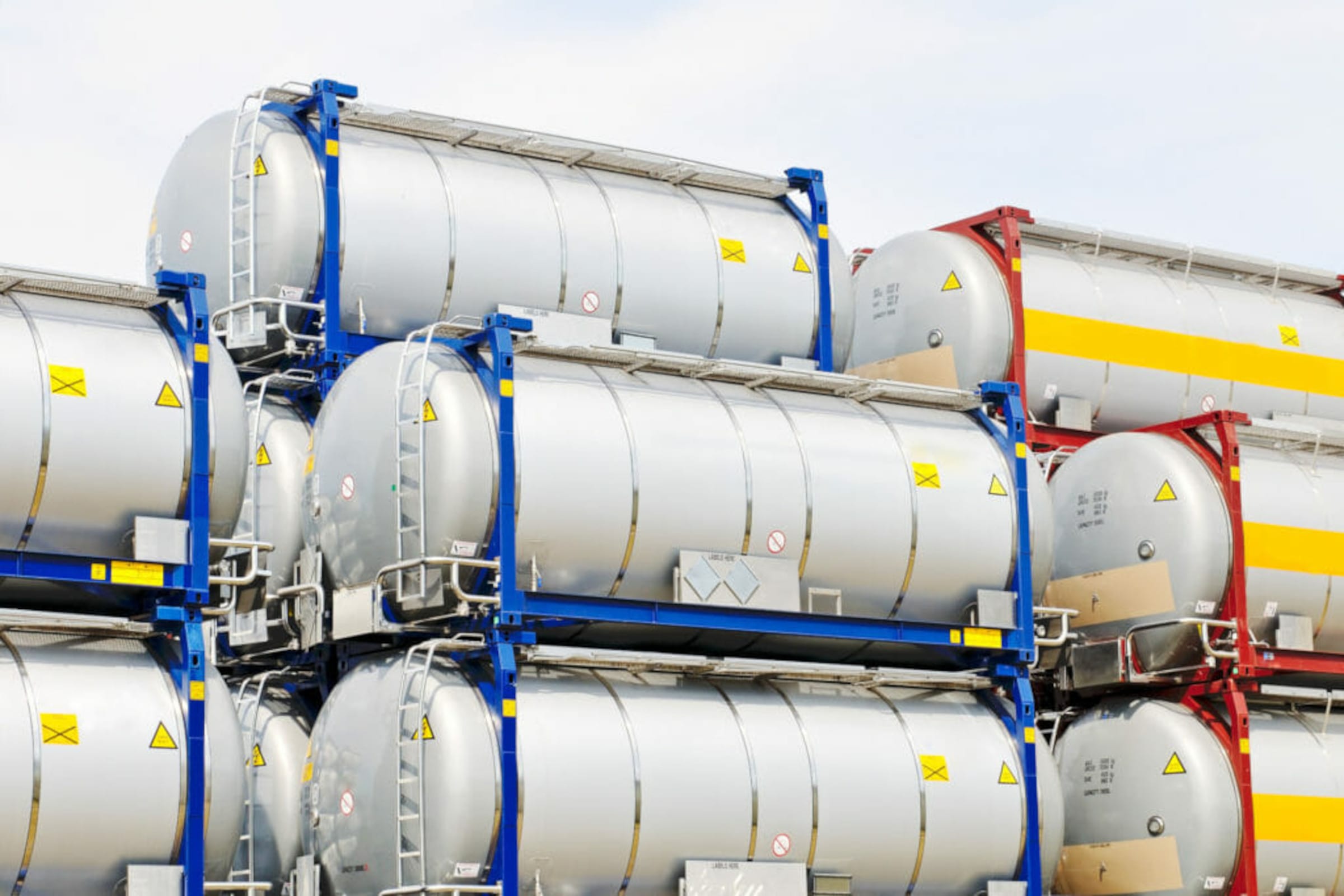 Tankcontainer mieten. 
